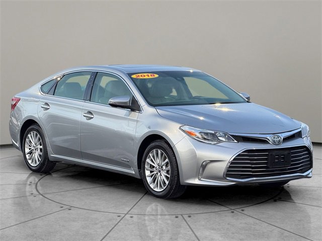 Used 2018 Toyota Avalon Limited image 8