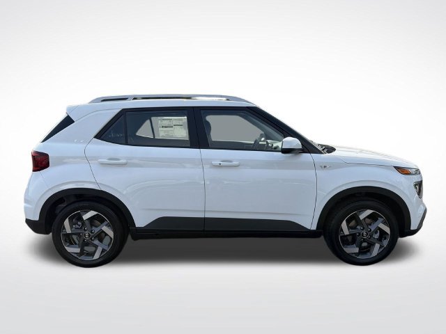 New 2026 Hyundai Venue SEL FWD image 39