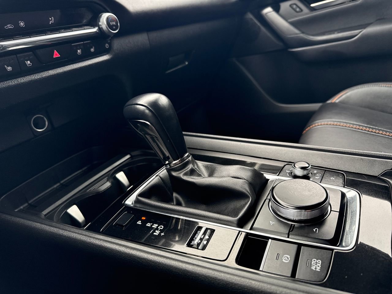 Used 2025 MAZDA CX-50 AWD 2.5 S w/ Premium Plus Pkg image 26