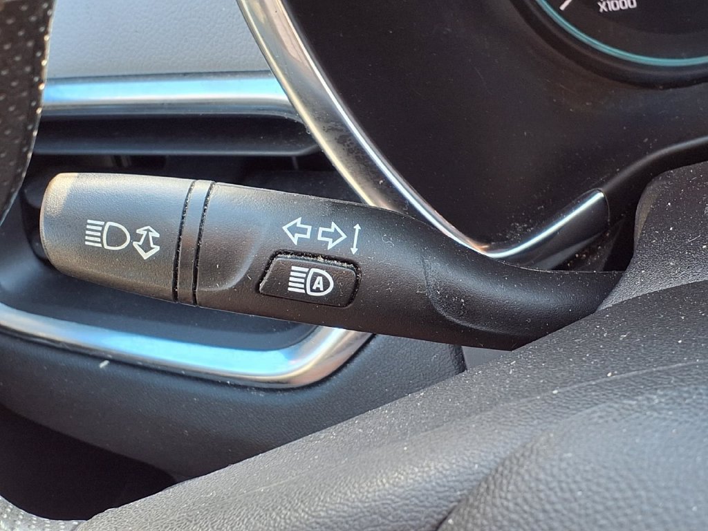 Used 2024 Chevrolet Equinox LS w/ LS Convenience Package FWD image 27