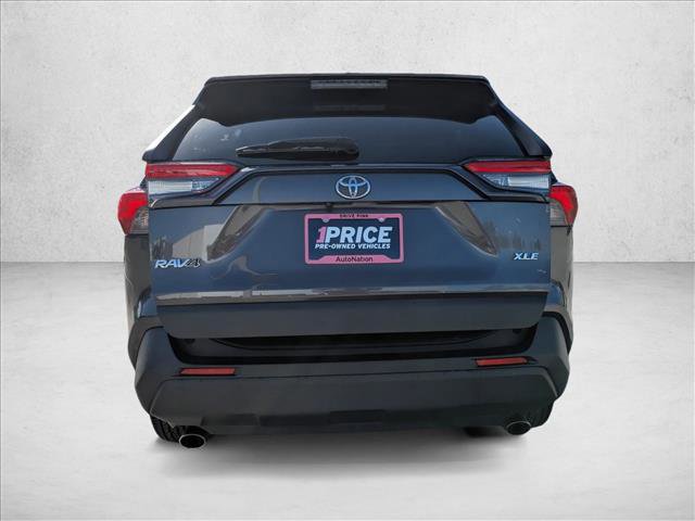 Used 2019 Toyota RAV4 XLE image 7
