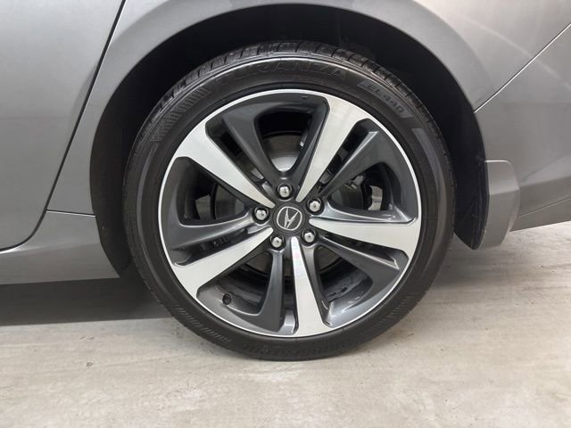 Certified 2025 Acura TLX w/ Technology Package image 9