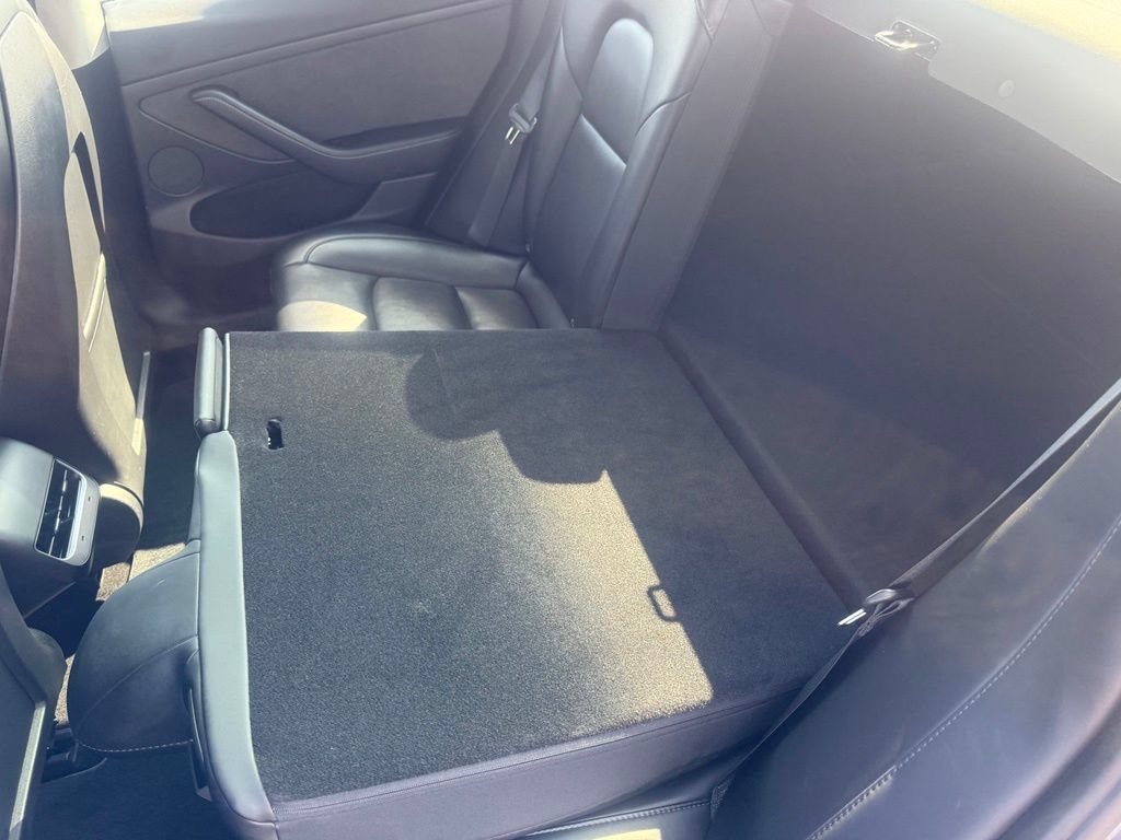 Used 2022 Tesla Model 3 Long Range AWD/4WD image 28