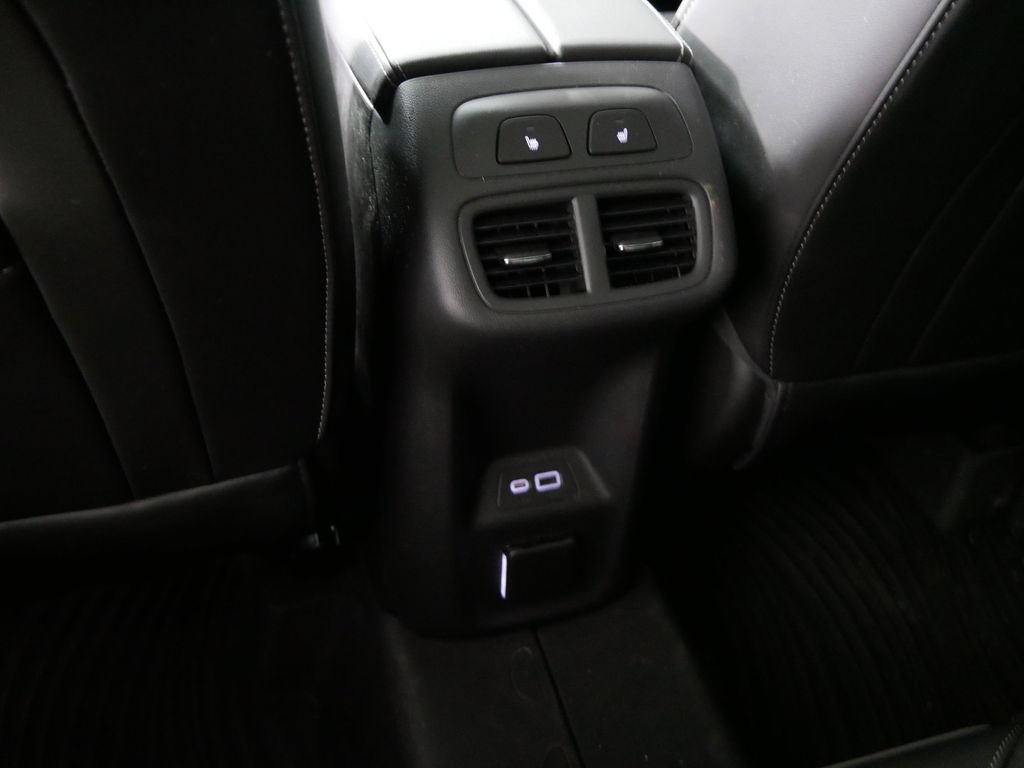 Used 2023 Buick Envision Avenir AWD/4WD image 20