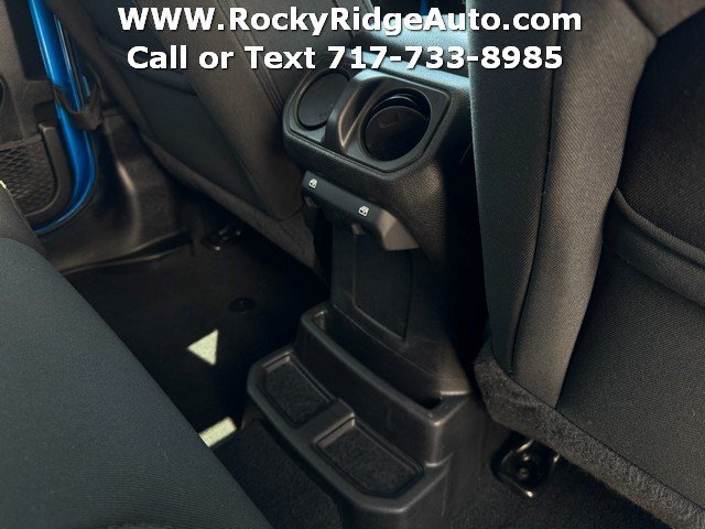 Used 2023 Jeep Wrangler Unlimited w/ Cold Weather Group AWD/4WD image 15