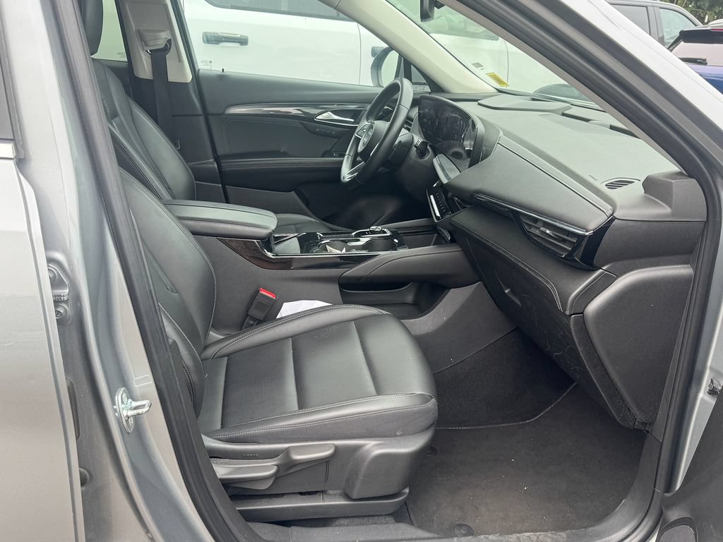 Used 2024 Buick Envision Preferred AWD/4WD image 30