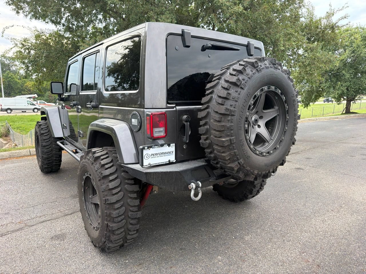 Used 2017 Jeep Wrangler Unlimited Rubicon w/ Cold Weather Group AWD/4WD image 7