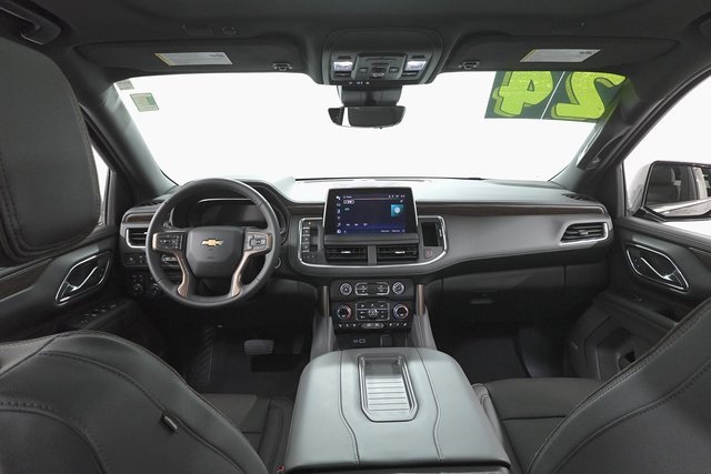 Used 2024 Chevrolet Suburban High Country w/ Premium Package image 6