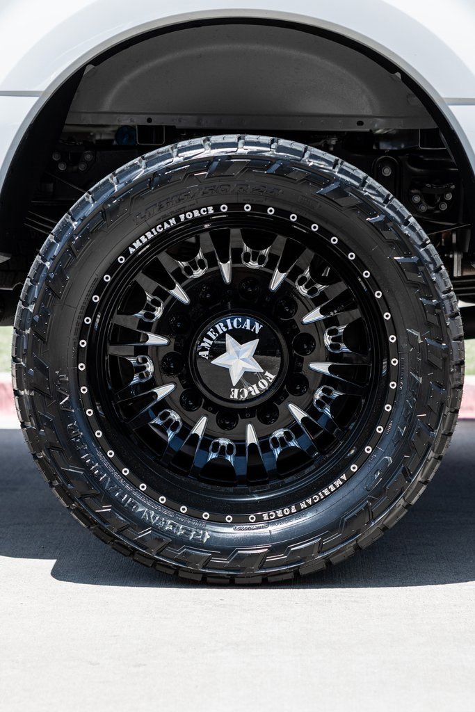 Used 2025 Ford F450 Platinum w/ Platinum Plus Package image 11
