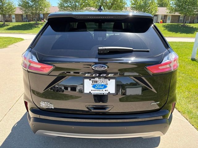 Certified 2024 Ford Edge SEL w/ Convenience Package AWD/4WD image 5