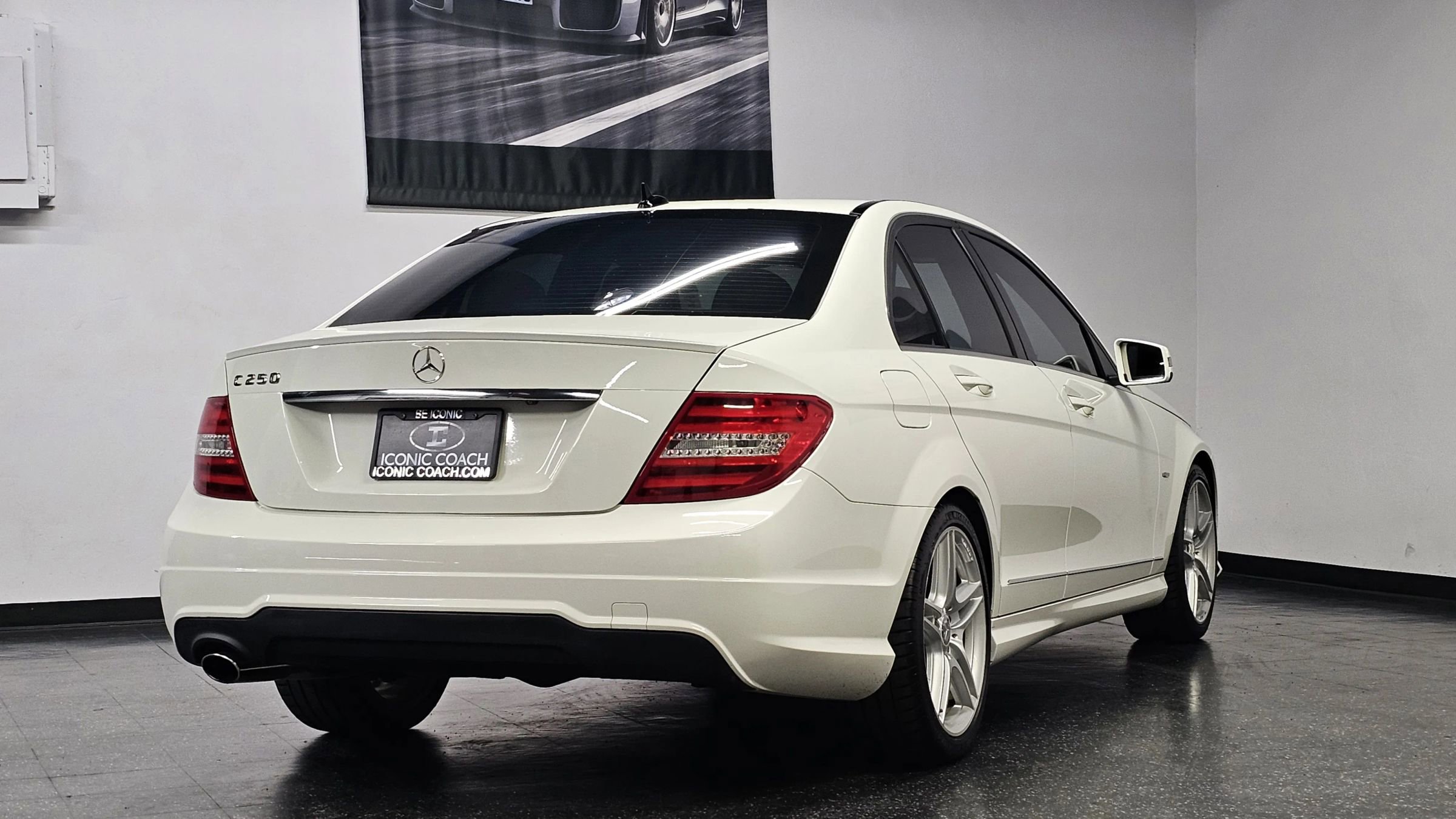 Used 2012 Mercedes-Benz C 250 Sedan image 28