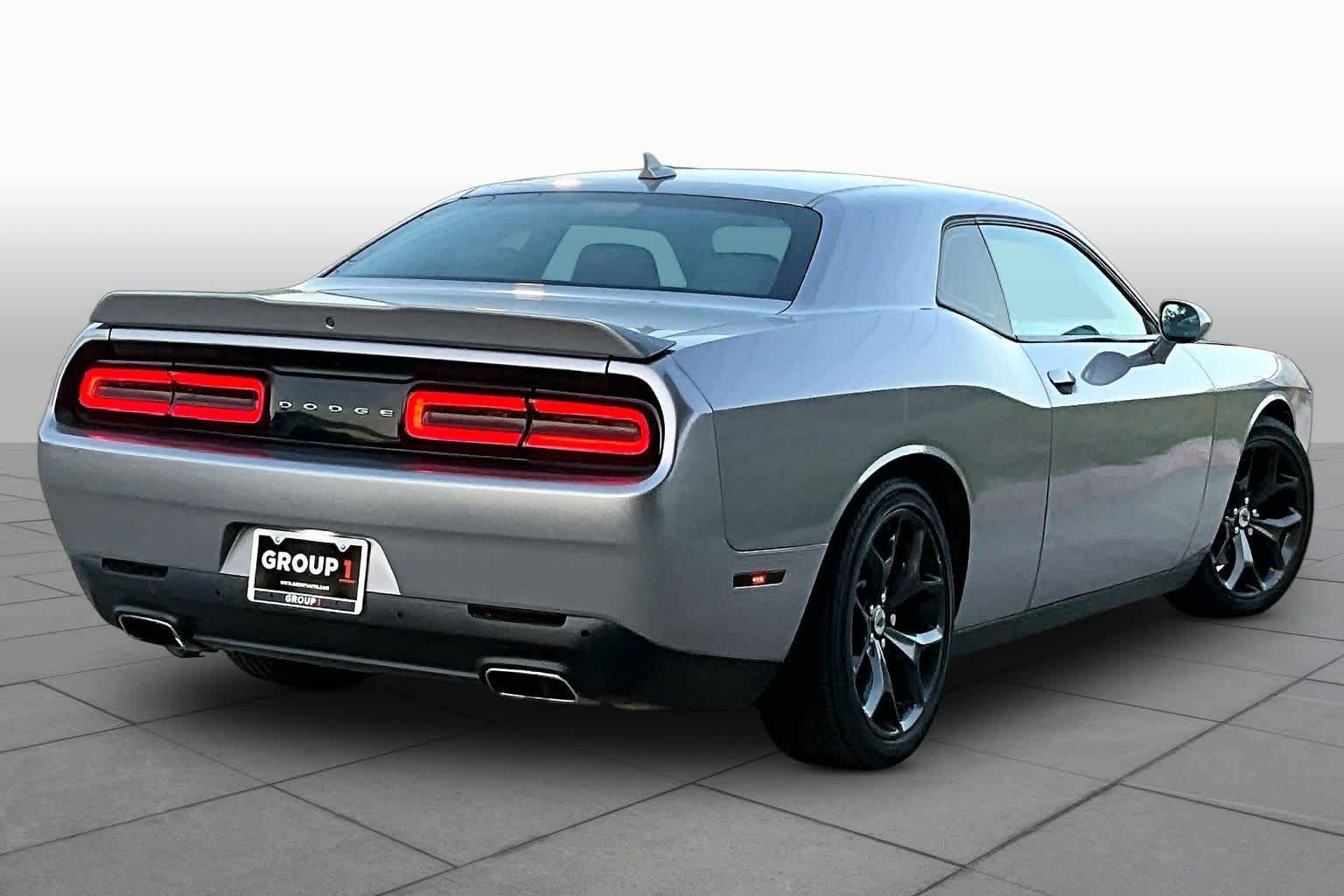 Used 2018 Dodge Challenger SXT Plus RWD image 12