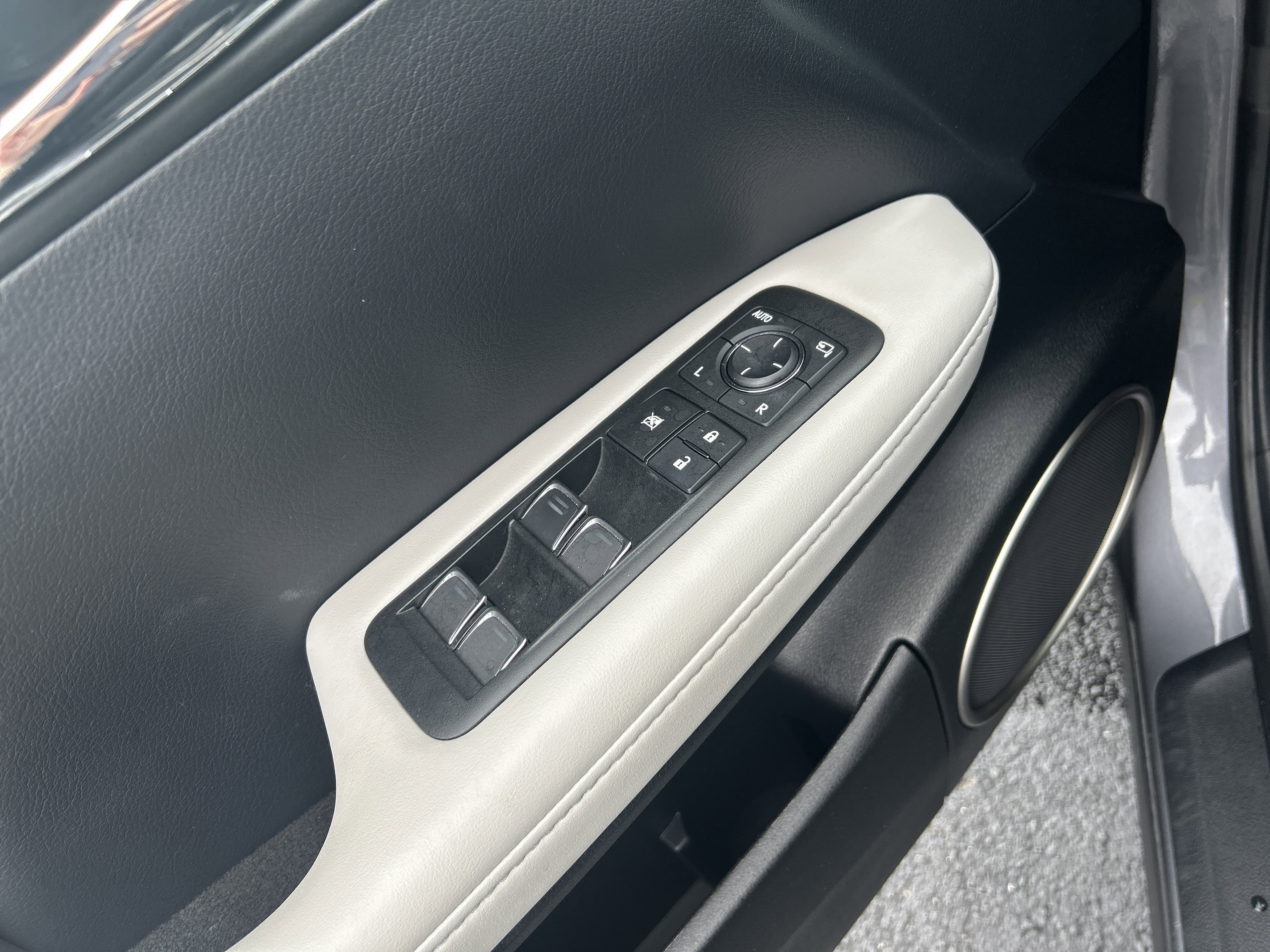Used 2019 Lexus RX 350 FWD w/ Navigation Package image 23