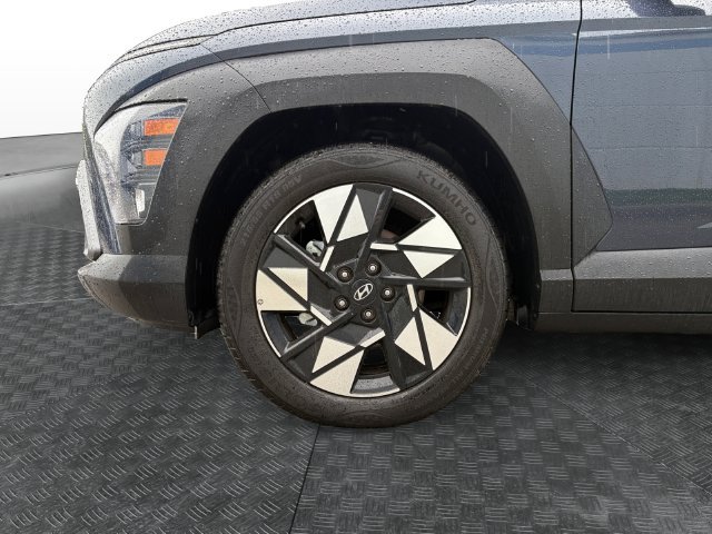 Used 2024 Hyundai Kona SEL FWD image 13
