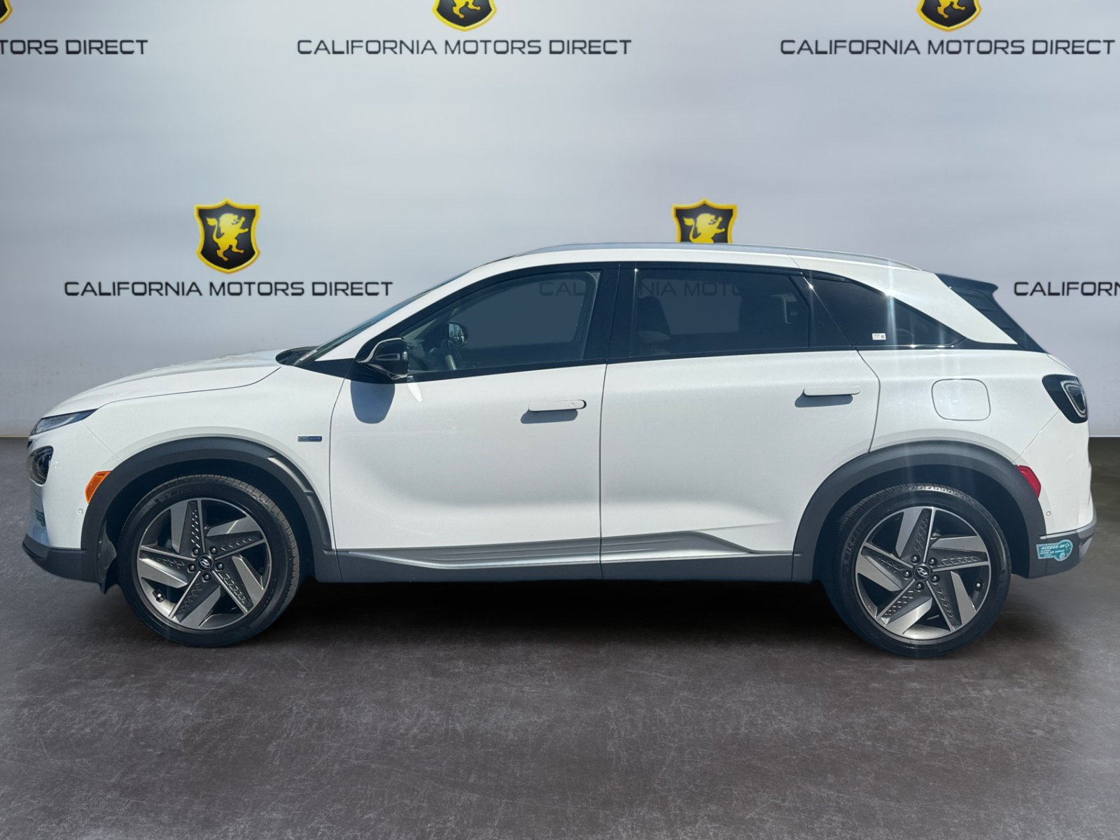 Used 2020 Hyundai Nexo Limited FWD image 2