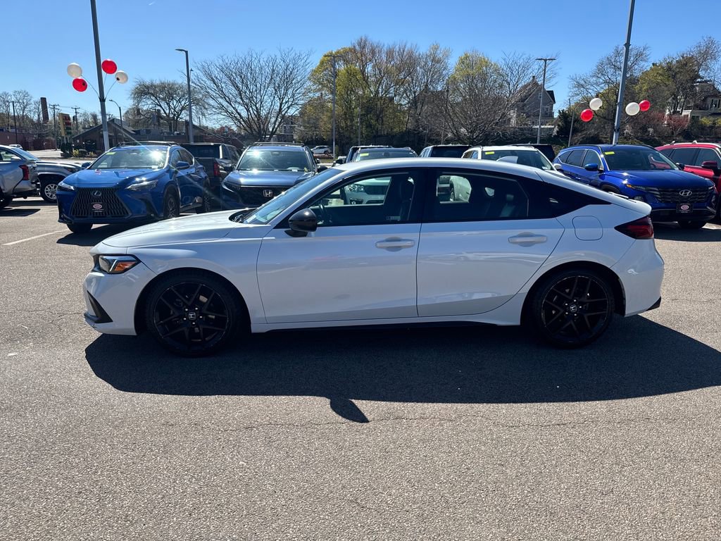 Used 2024 Honda Civic Sport image 4