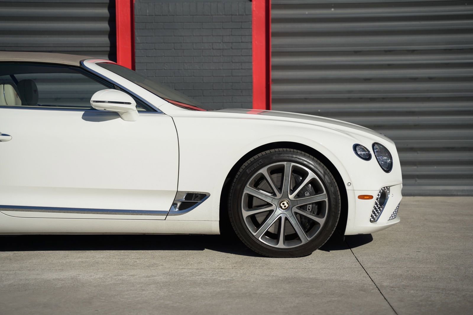 Used 2020 Bentley Continental GT image 6