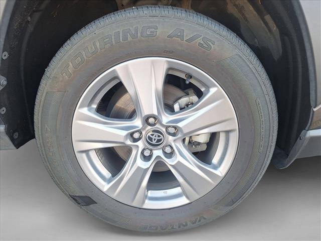 Used 2024 Toyota RAV4 XLE image 22