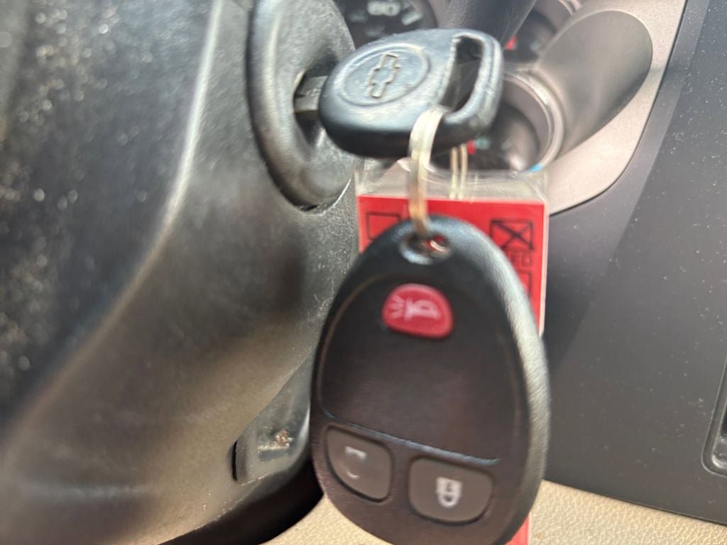 Used 2008 Chevrolet Silverado 1500 LT w/ Power Pack Plus RWD image 32