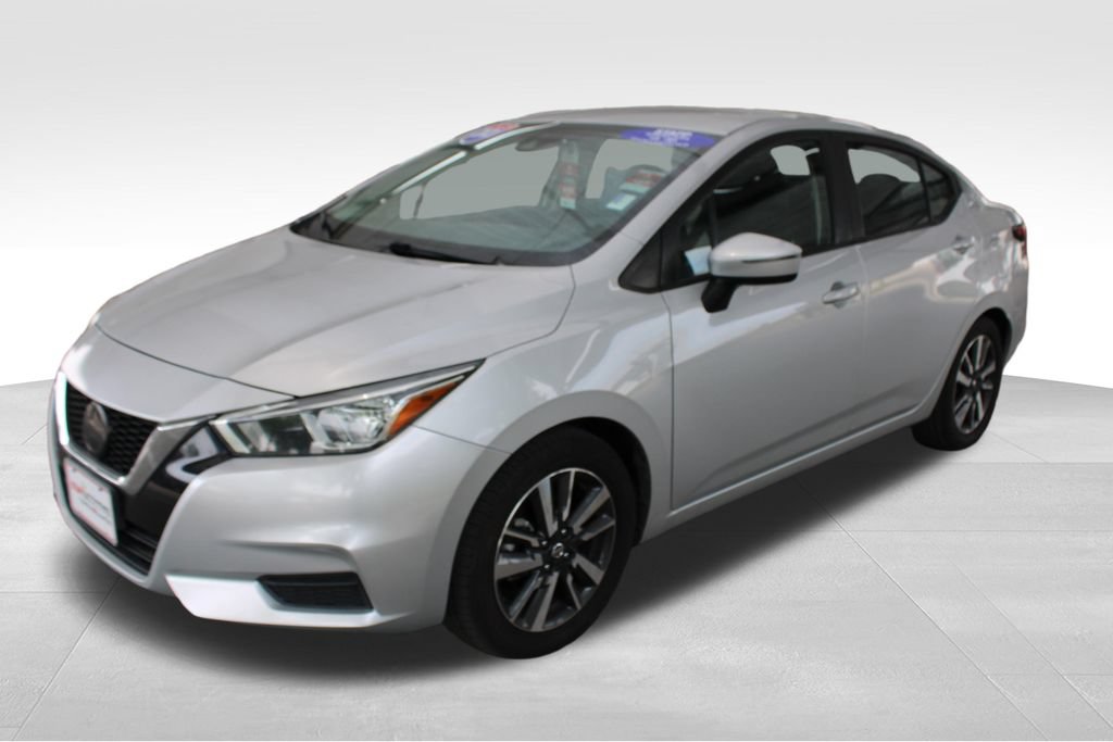Used 2021 Nissan Versa SV FWD image 7