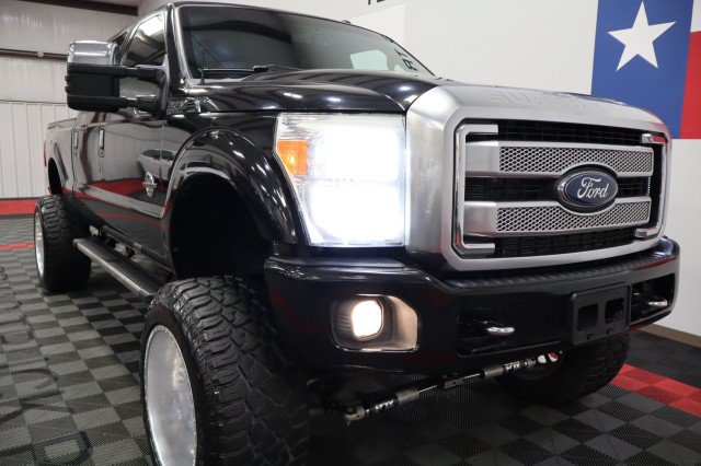 Used 2014 Ford F250 Platinum w/ FX4 Off-Road Package AWD/4WD image 24