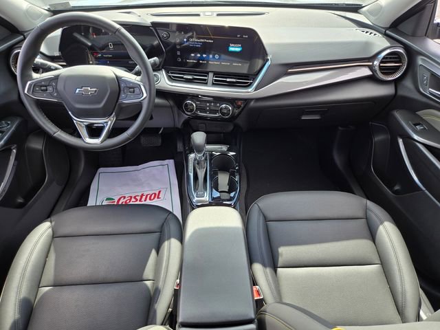 Used 2025 Chevrolet Trax ACTIV w/ Driver Confidence Package image 12