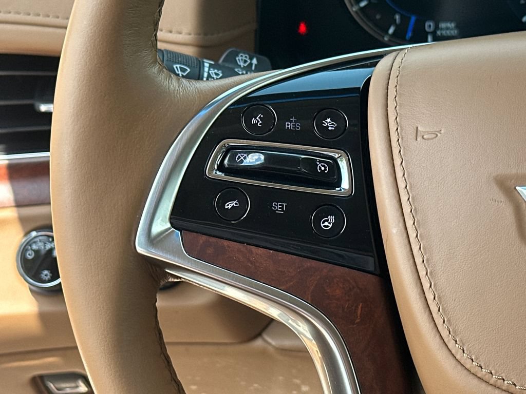 Used 2016 Cadillac Escalade Platinum AWD/4WD image 21
