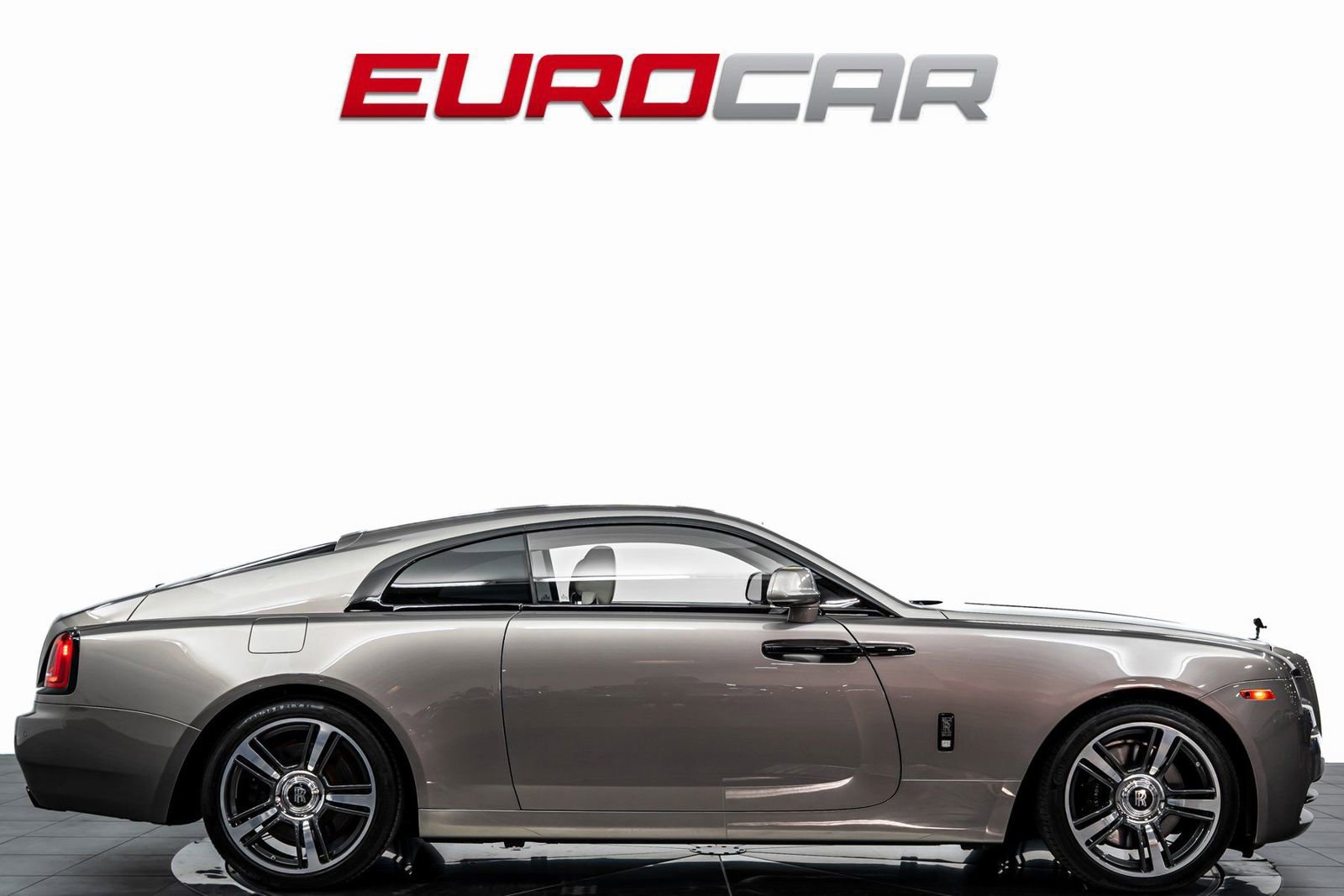 Used 2015 Rolls-Royce Wraith image 6