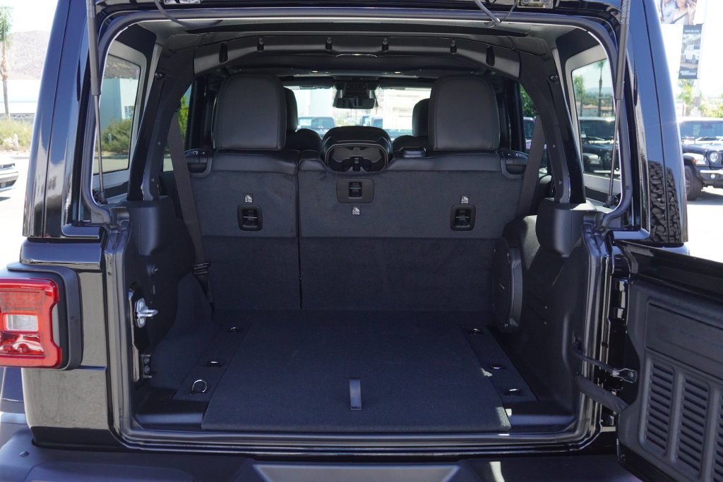 New 2027 Jeep Wrangler Unlimited Rubicon AWD/4WD image 40