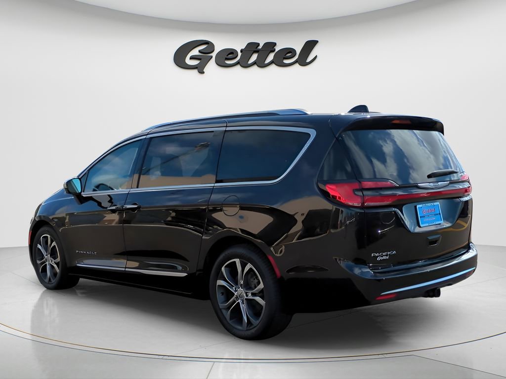 Used 2022 Chrysler Pacifica Pinnacle image 5