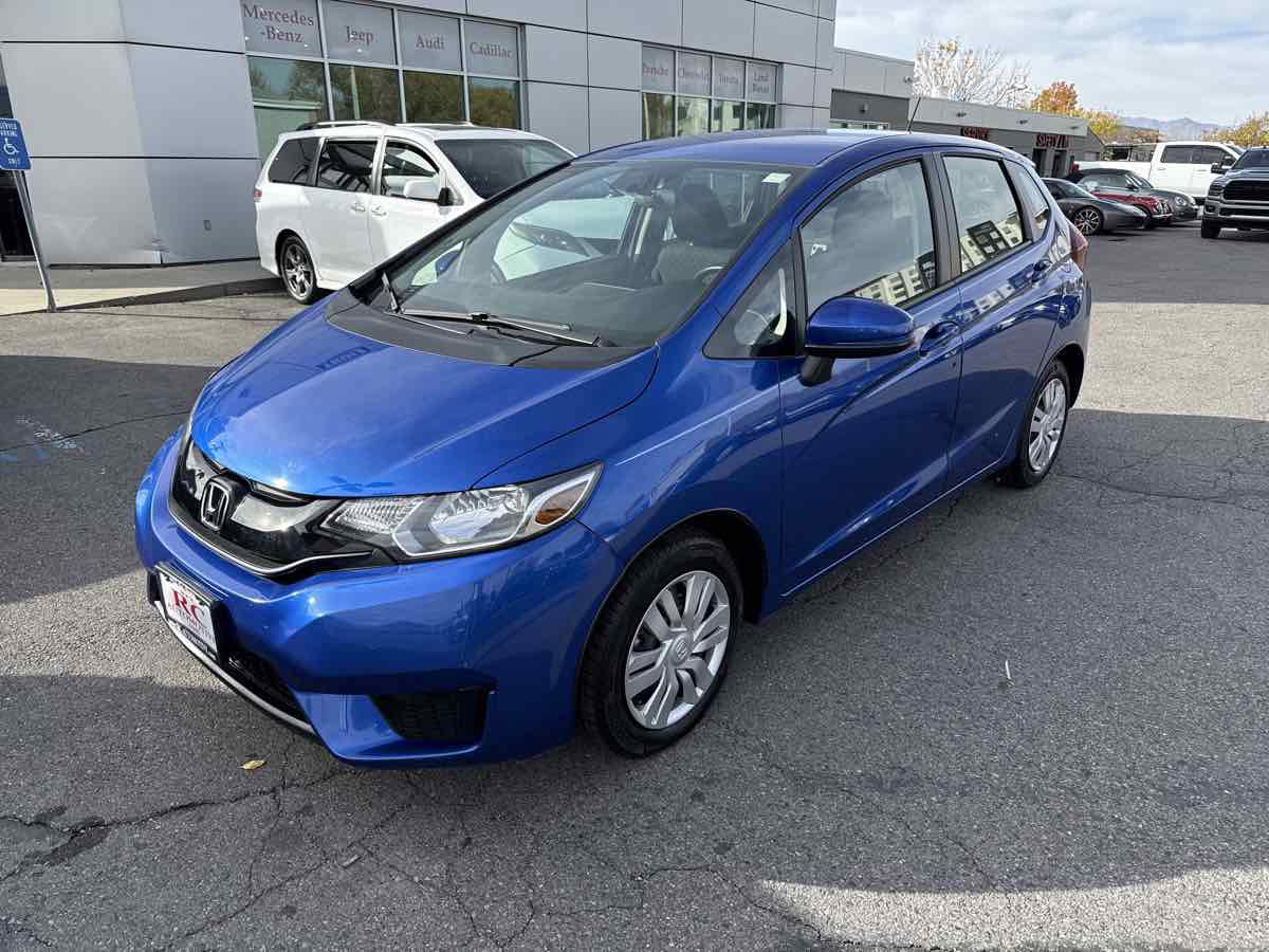 Used 2017 Honda Fit LX image 2