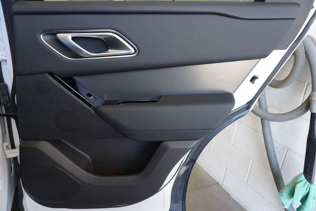 New 2026 Land Rover Range Rover Velar S image 25