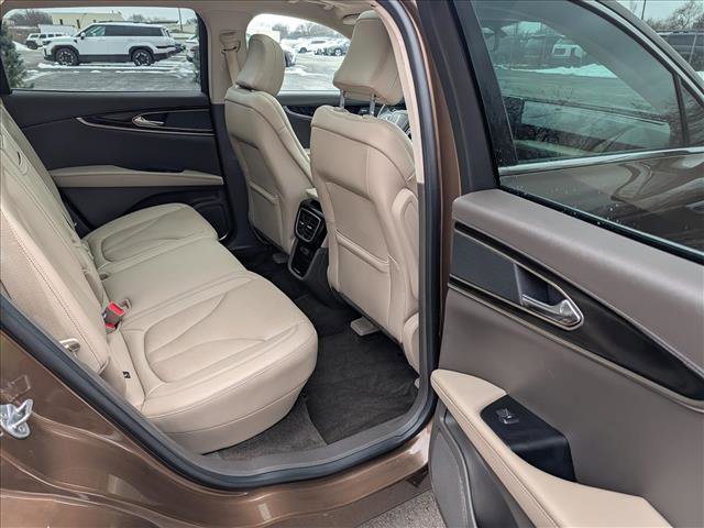 Certified 2022 Lincoln Nautilus Reserve image 17