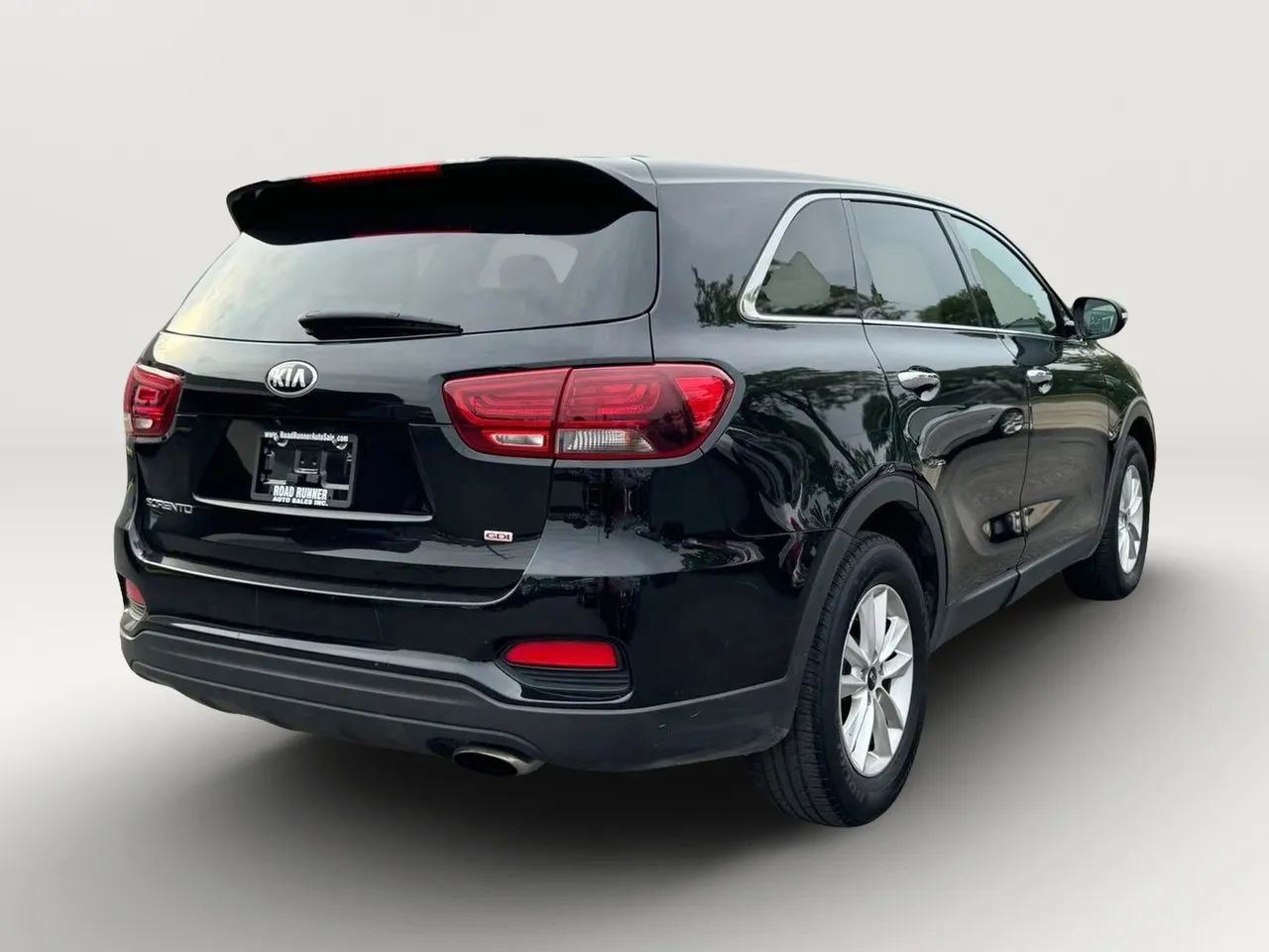 Used 2019 Kia Sorento FWD image 5