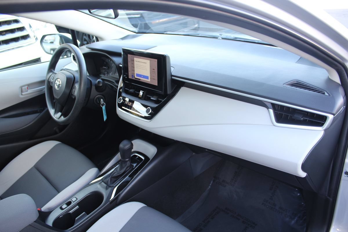Used 2023 Toyota Corolla LE w/ Carpet Mat Package (TMS) FWD image 20