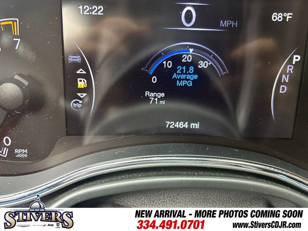 Used 2020 Jeep Grand Cherokee Altitude AWD/4WD image 14