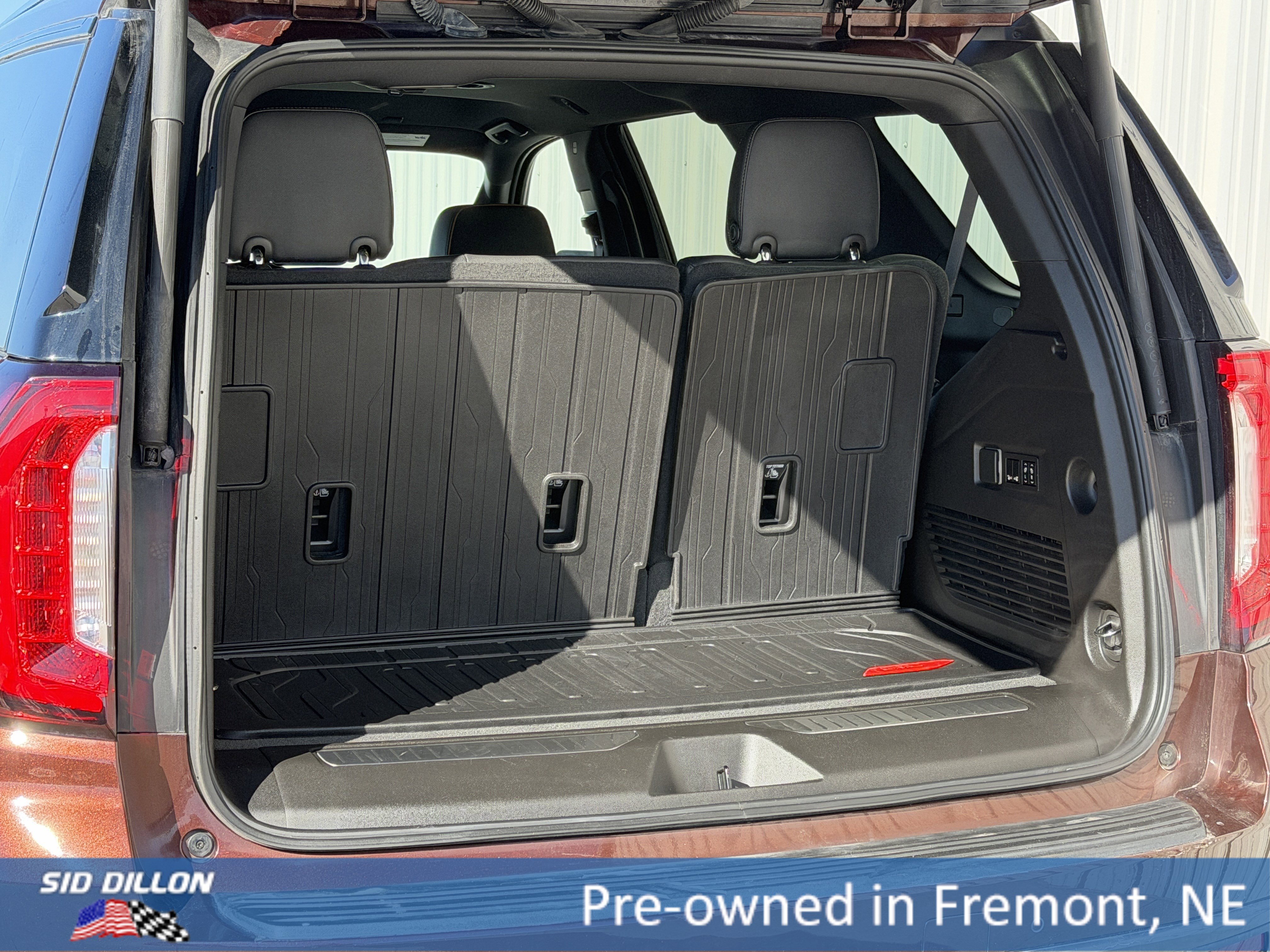 Used 2023 GMC Yukon AT4 w/ Technology Package image 5