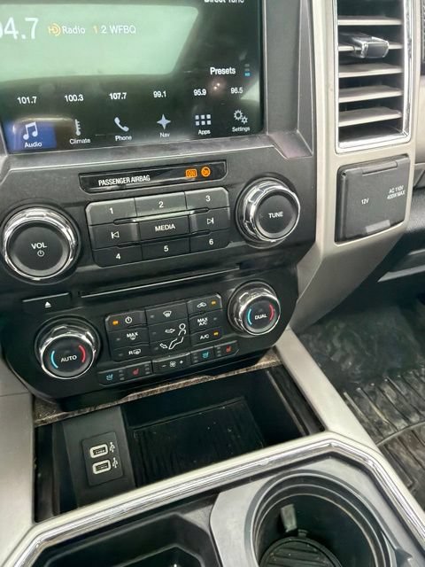 Used 2017 Ford F350 Lariat w/ Chrome Package AWD/4WD image 26