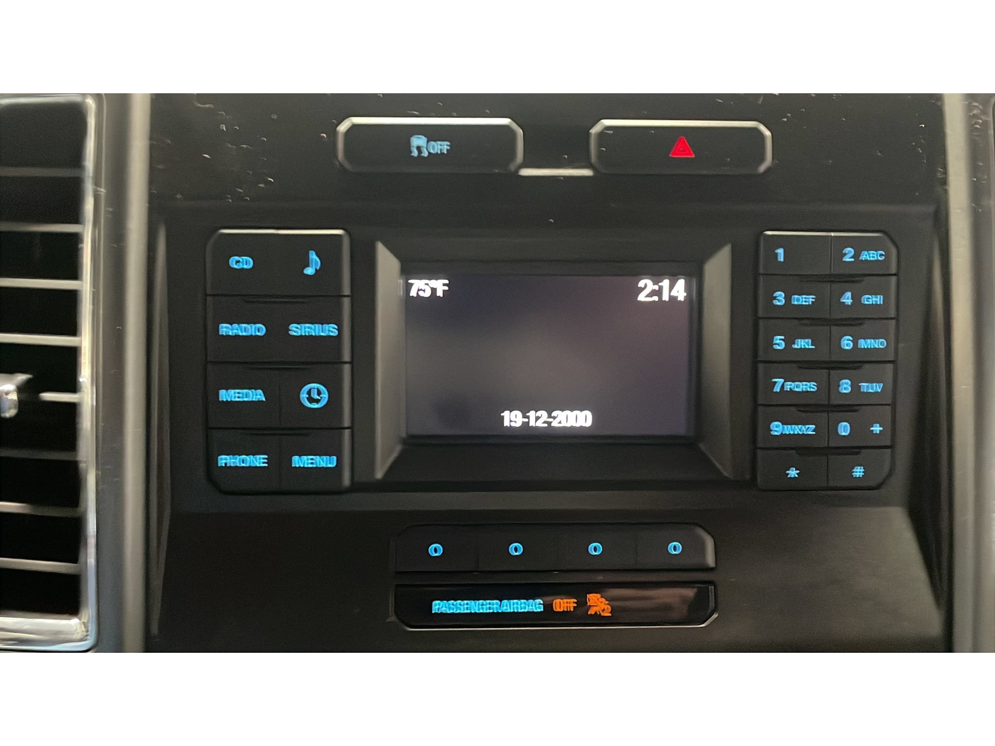 Used 2016 Ford F150 XLT AWD/4WD image 12