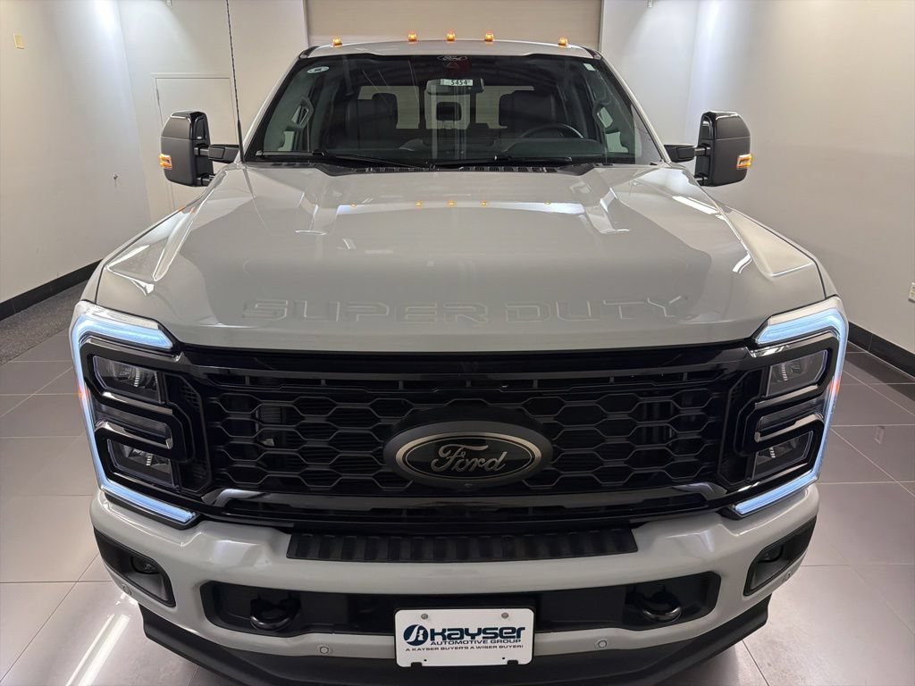 New 2026 Ford F250 Lariat w/ Black Appearance Package AWD/4WD image 2