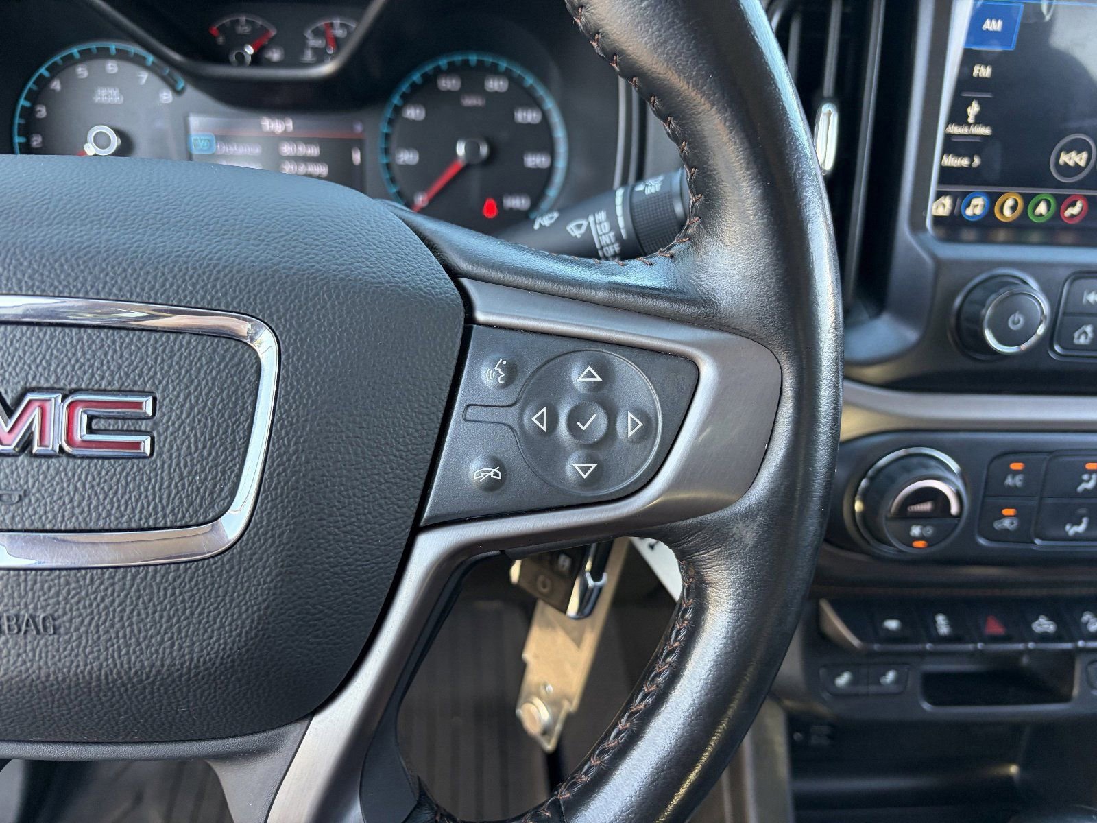 Certified 2022 GMC Canyon AT4 AWD/4WD image 26