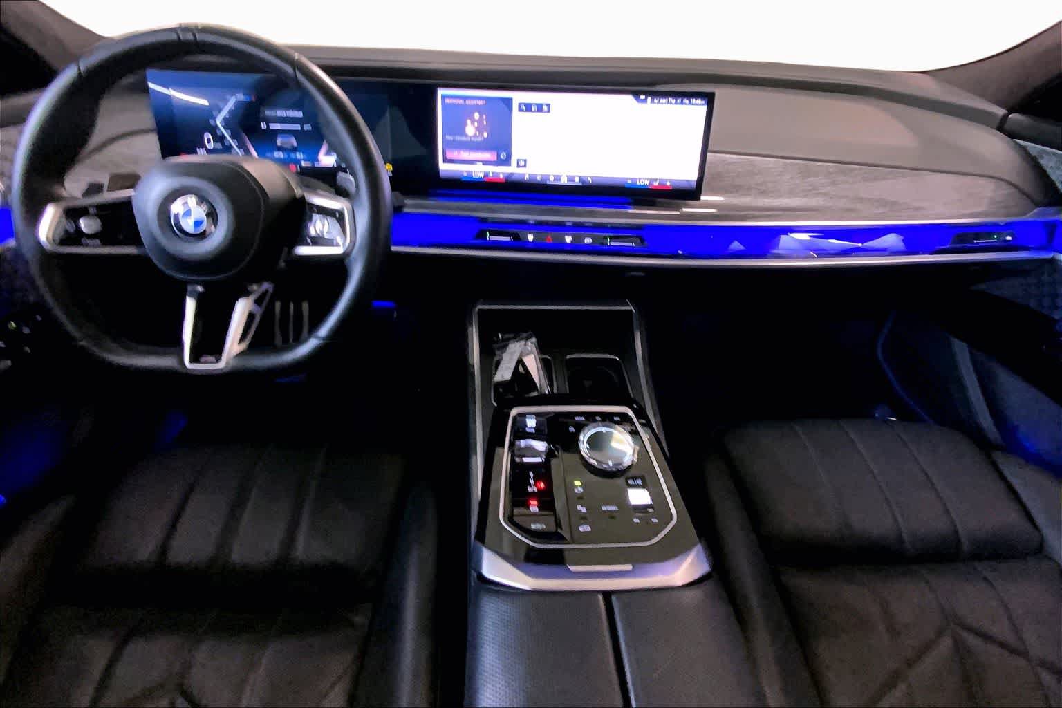 Certified 2023 BMW 760i xDrive AWD/4WD image 15