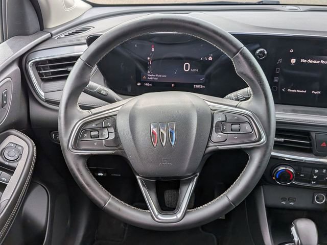 Used 2025 Buick Encore GX Preferred AWD/4WD image 18