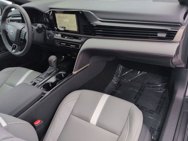 Used 2026 Toyota Camry SE image 28