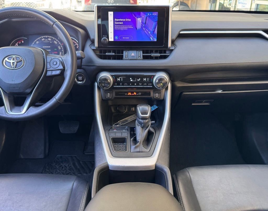 Used 2024 Toyota RAV4 XLE Premium image 5