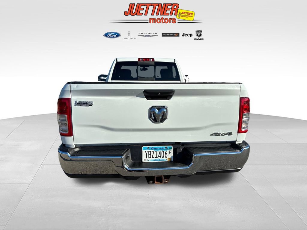 Used 2020 RAM 3500 Tradesman w/ Chrome Appearance Group AWD/4WD image 4