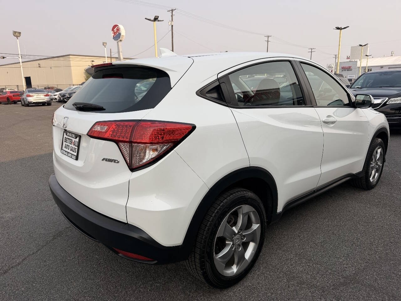 Used 2018 Honda HR-V LX image 6