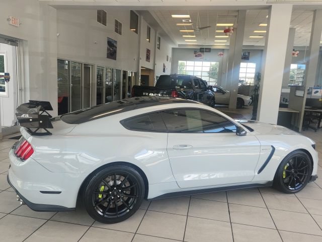 Used 2016 Ford Mustang Shelby GT350 w/ Technology Package RWD image 13