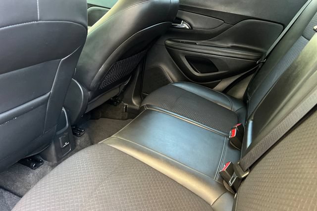 Used 2020 Buick Encore Preferred w/ Safety Package FWD image 14