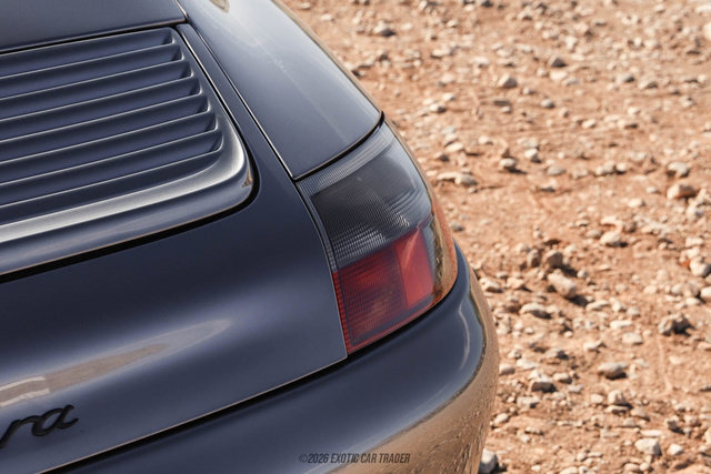 Used 2003 Porsche 911 Carrera RWD image 39